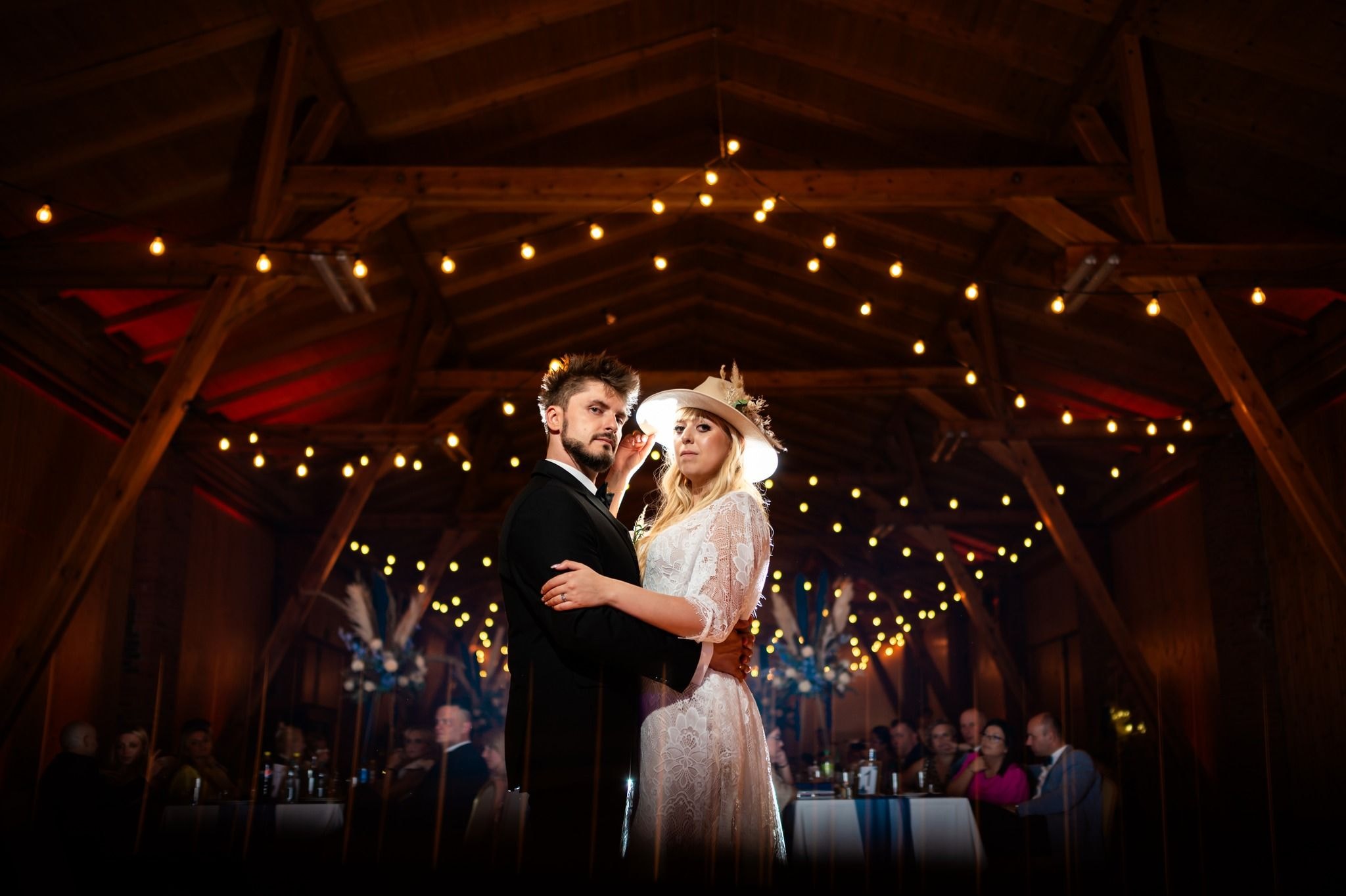 Dekoracja stodoły weselnej