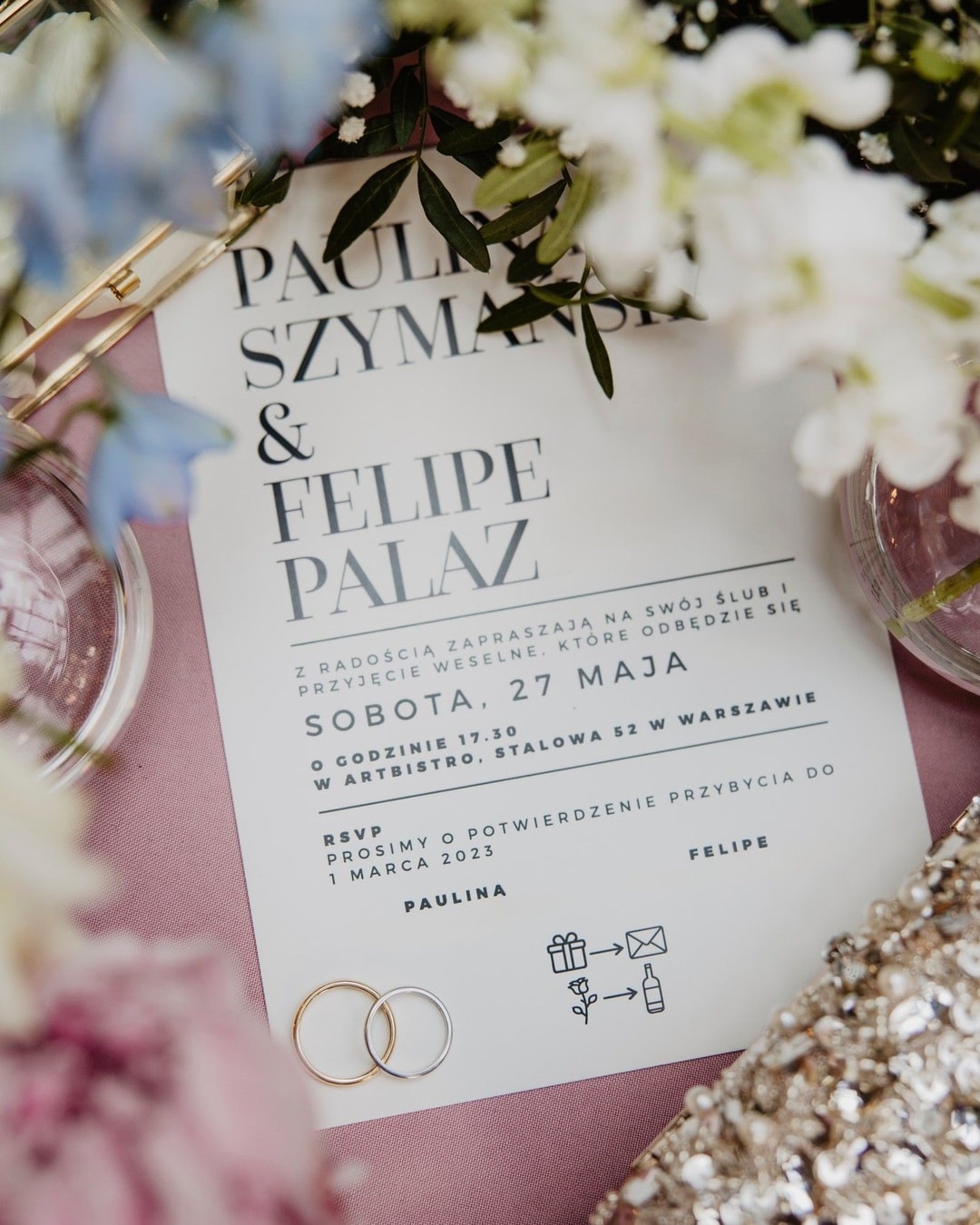Zaproszenie ślubne z kwiatami