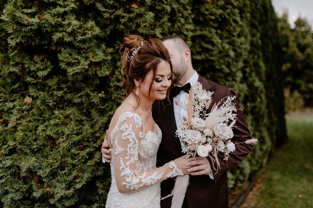 Szyfonowa wstążka, subtelne wykończenie bukietu.